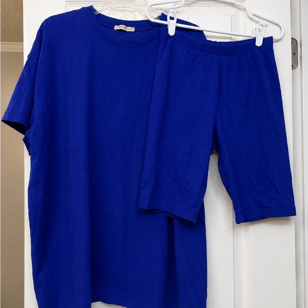 Zenana Outfitters Royal Blue Short Sleeve Top & Knee-Length Shorts Pajama Set